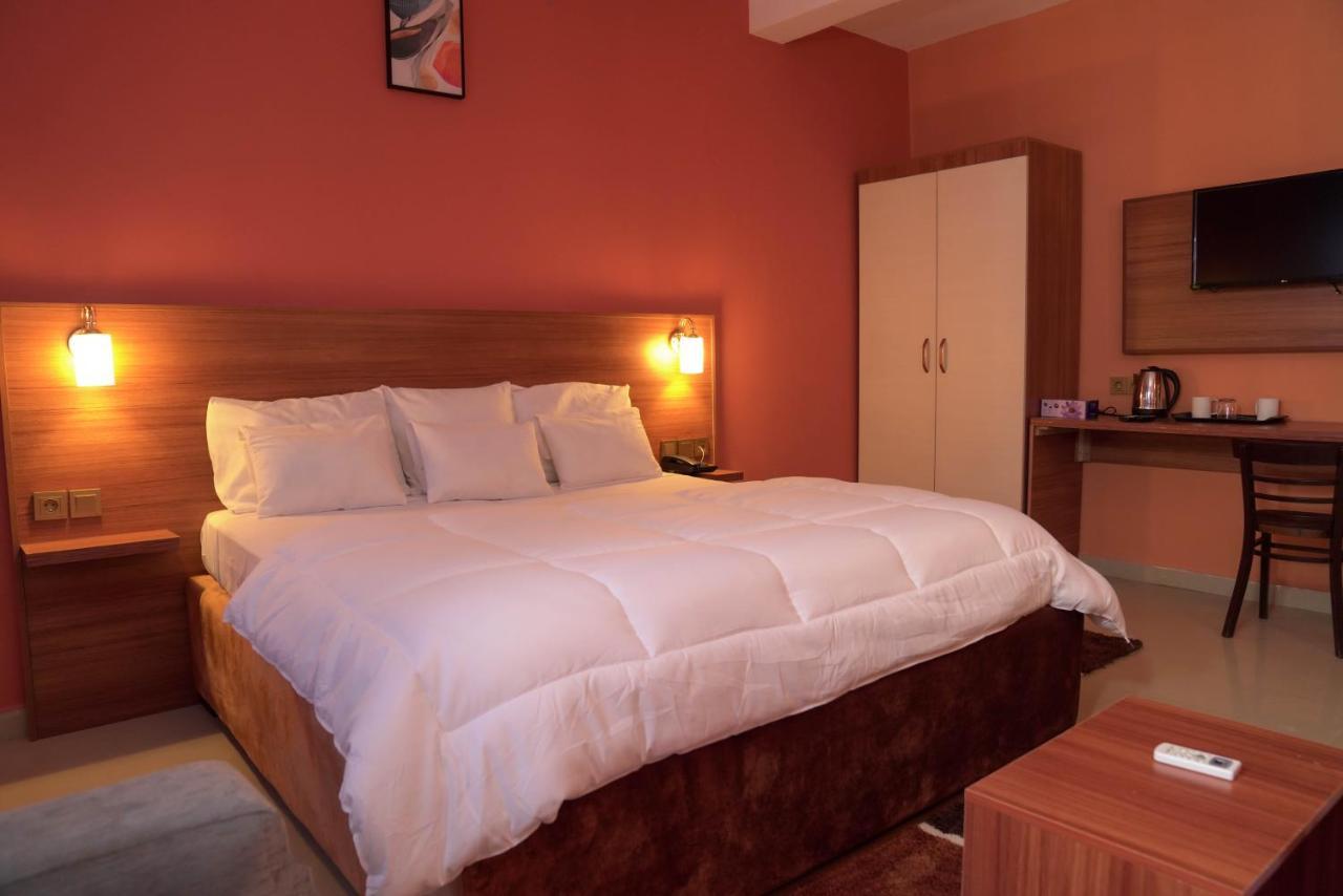 Dialali Hotel Nouakchott Exteriör bild
