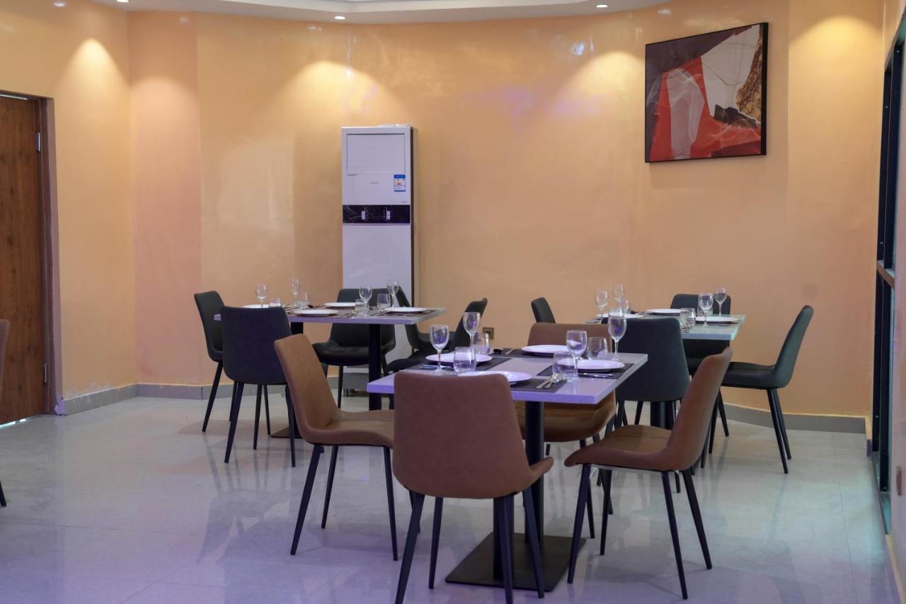 Dialali Hotel Nouakchott Exteriör bild