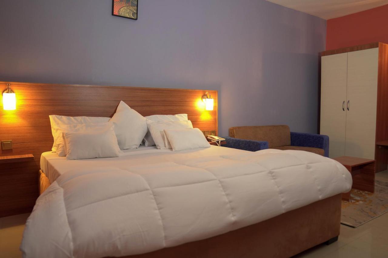 Dialali Hotel Nouakchott Exteriör bild