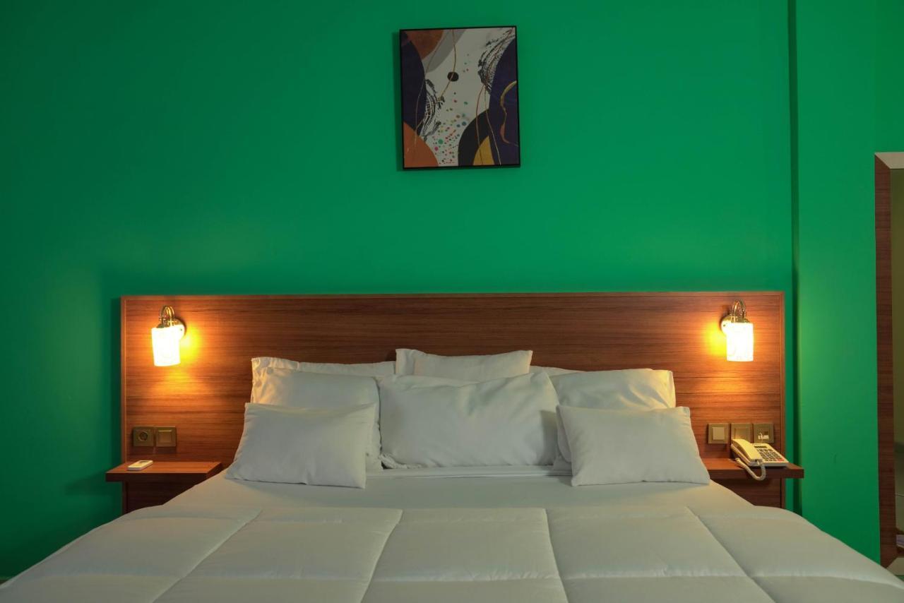 Dialali Hotel Nouakchott Exteriör bild