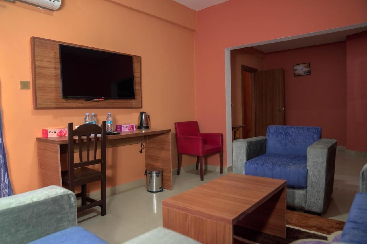 Dialali Hotel Nouakchott Exteriör bild